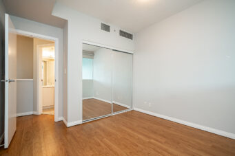 TH6 168 Esplanade E, North Vancouver