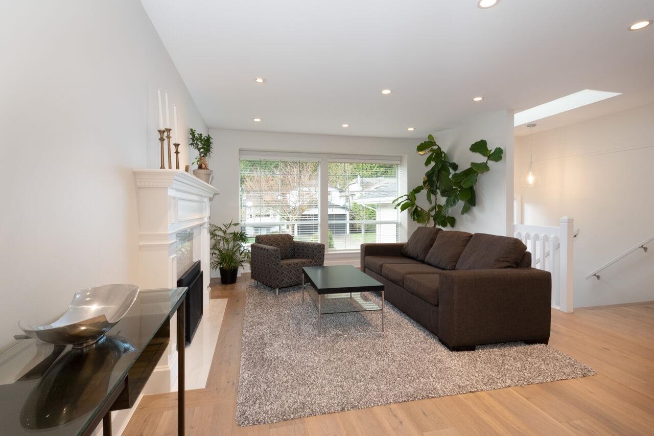 1716 Cascade Court