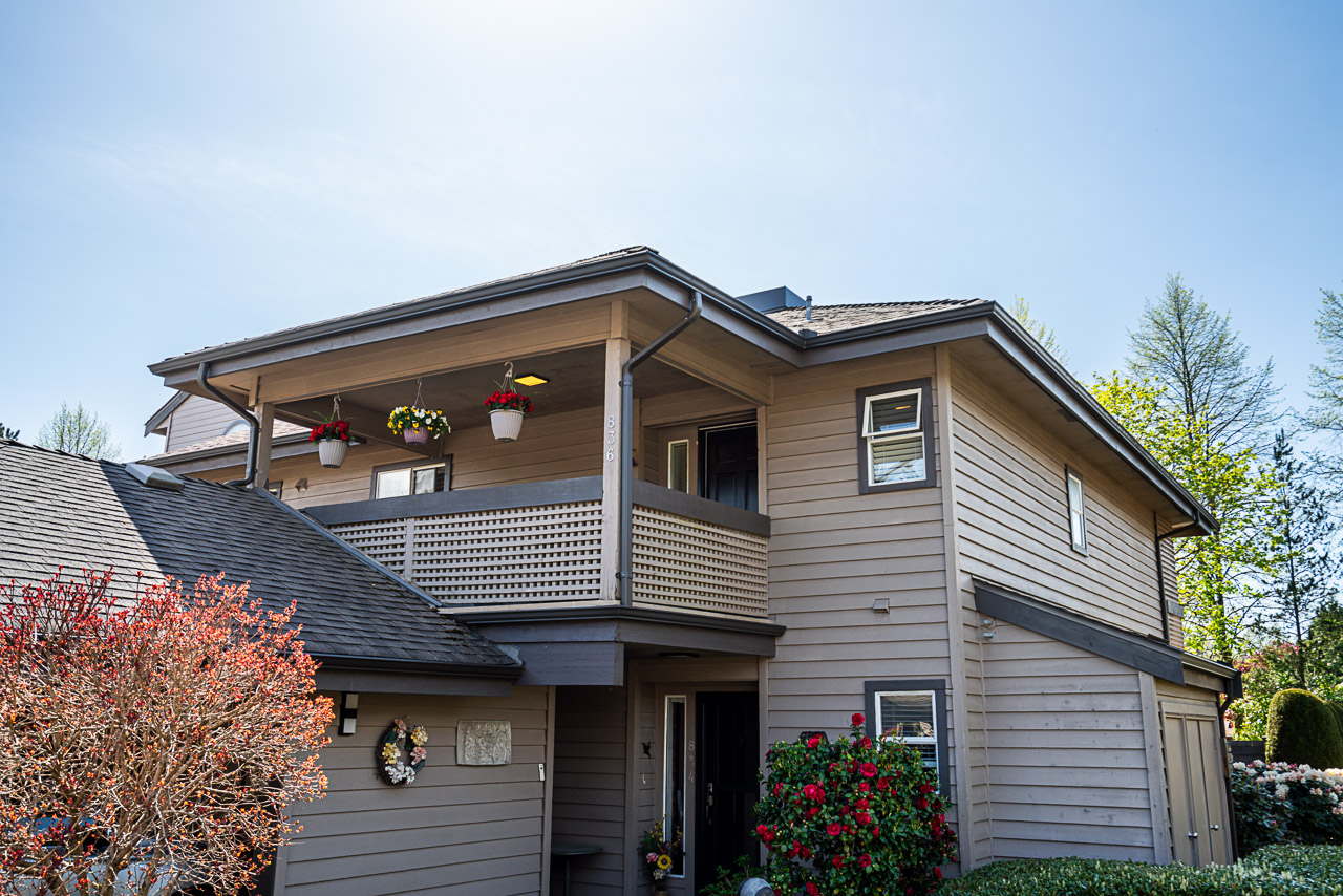 836 Roche Point Dr