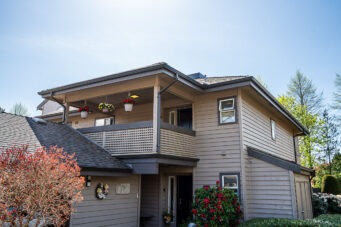 836 Roche Point Dr